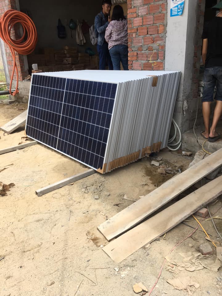 Đội khoảng lắp pin năng lượng mặt trời chuyên nghiệp tại Đà Nẵng