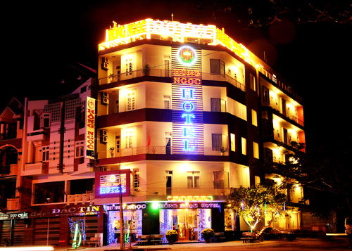 Làm bảng hiệu khách sạn đẹp tại Đà Nẵng 0974480518 (Mr Phương)