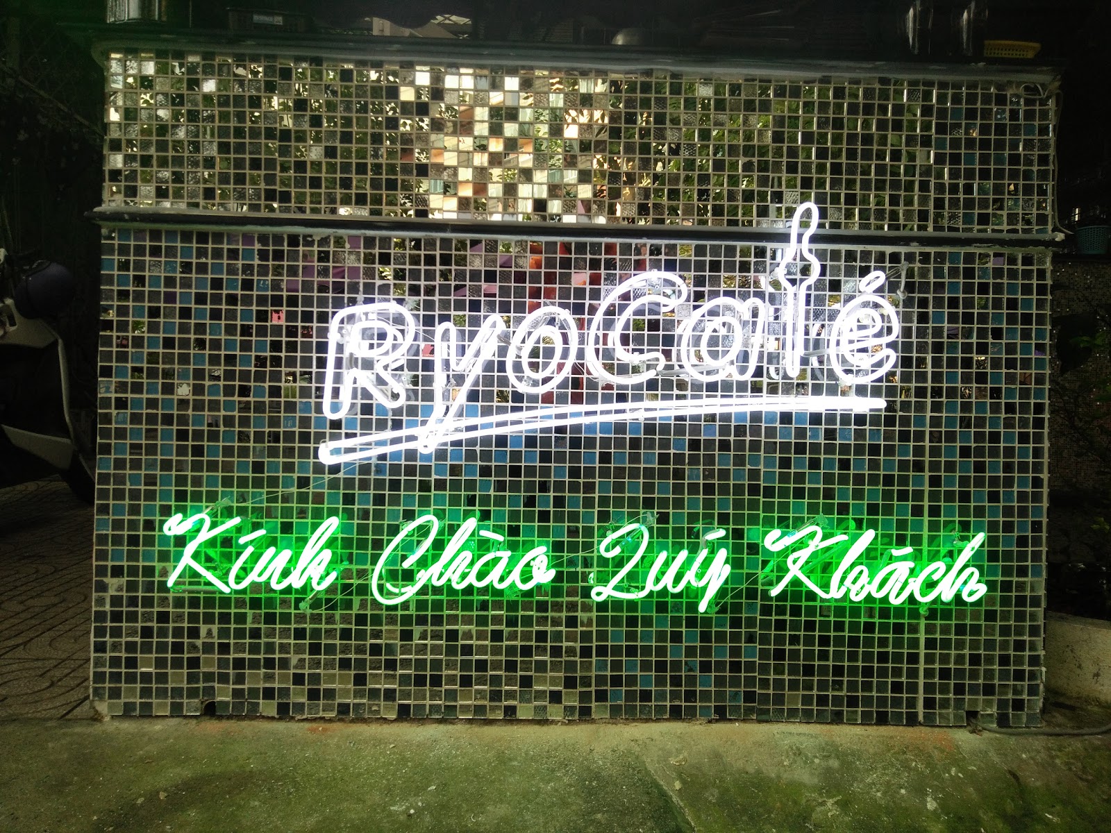 Thi công bảng hiệu quảng cáo quán cafe đẹp tại Đà Nẵng LH: 0974480518